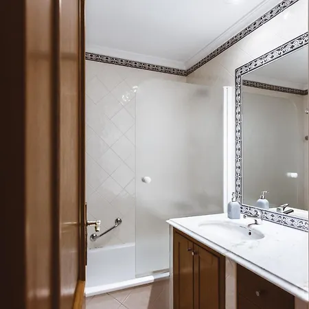 Appartamento Quinta Velha Garage&pool Flat 103